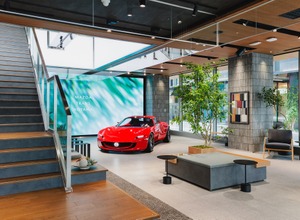 MAZDA TRANS AOYAMA