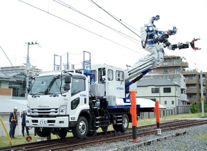 ZIZAI（多機能鉄道重機）