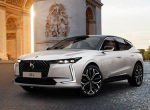 DS 4 エトワール シャンゼリゼ