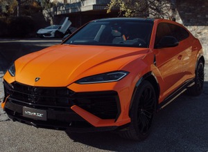 ランボルギーニ・ウルス SE