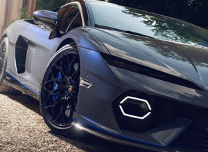 ランボルギーニ『テメラリオ』の初のアド・ペルソナム仕様車「ポルト・チェルヴォ」