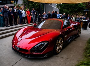 北米デビューを果たしたアルファロメオ『33ストラダーレ』新型