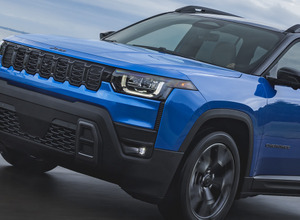 ジープ・チェロキー新型