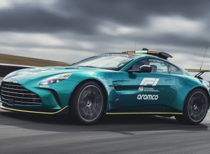 アストンマーティン・ヴァンテージS新型のF1公式セーフティカー