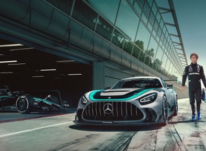 メルセデスAMG GT2エディションW16
