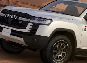 ダカールラリー市販車部門12連覇を記念した特別仕様車『ランドクルーザー300 RALLY RAID』