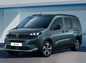 プジョー「リフター ロング GT キアマブルー エディション」