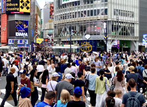 1～9月の訪日客、最速3000万人超、円安追い風で消費額も過去最高7兆円迫る（写真はイメージ）