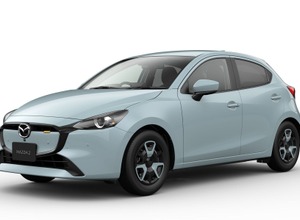 MAZDA2