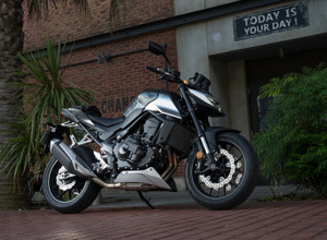【ホンダ CB750ホーネット 試乗】ナナハン入門車にうってつけ！ 2気筒ストリートファイター×「Eクラッチ」の底力