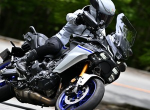 【ヤマハ トレーサー9　GT+ Y-AMT 試乗】“全部載せ”で200万円切り！ ヤマハのオタク気質が生んだ、究極の旅バイク…伊丹孝裕