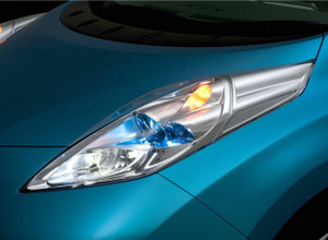 日産 リーフ に採用されたLEDヘッドライトシステム