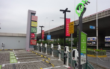 【池原照雄の単眼複眼】中国が巻き起こす電動化への巨大なうねり 画像