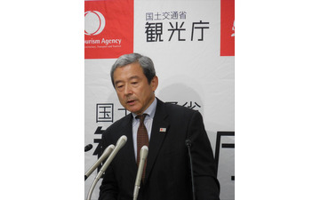 北朝鮮ミサイルの影響も薄く、訪日外国人旅行者数記録更新---出国税どうなる? 画像