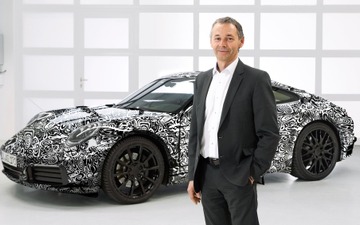 ポルシェ 911 次期型、先進運転支援システム搭載へ…自動運転化には慎重 画像