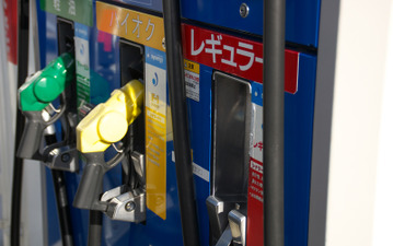 レギュラーガソリン144.1円、前週比0.8円高の大幅上昇 画像