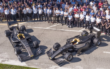 【スーパーフォーミュラ】来季型マシン「SF19」のテストカーがダラーラ社でラインオフ 画像