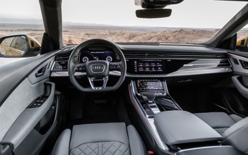 アウディ Q8 に最新「アウディコネクト」、ルート計算に予測機能も…欧州発売 画像
