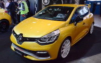 【東京オートサロン16】ルノーは熱い走りとキュートな魅力をアピール 画像