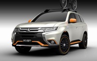 【大阪オートメッセ16】三菱 アウトランダーPHEV & デリカ、アクティブなカスタマイズモデル 画像