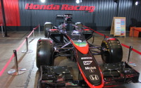 【大阪オートメッセ16】ホンダ、マクラーレン・ホンダ MP4-30 展示…同カラーの N-ONE も 画像