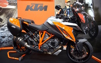 【大阪モーターサイクルショー16】スーパースポーツツアラー1290 スーパーデューク GTを披露…KTM 画像