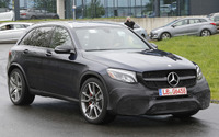 公表前にフルヌード見せた、510馬力のメルセデスAMG GLC63 画像