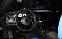 【ロールスロイス レイス ブラックバッジ】カーボンとアルミは内外装共通のテーマ 画像