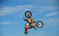 【鈴鹿8耐】熱い走りはサーキット内だけでない! FMX&トライアルショーも盛況 画像