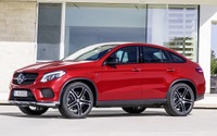 メルセデス GLE クーペ、米国でリコール…ヘッドレストに不具合 画像