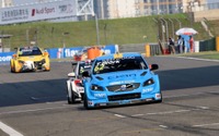 【WTCC 第10戦】ボルボが初勝利…ホンダとシトロエン抑える 画像