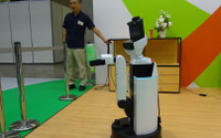 【福祉機器展16】トヨタ、生活支援ロボの HSR を実演 画像