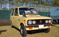 【クラシックカーフェスティバルin北本きくまつり16】フロンテ、ミニカ、キャロル など軽自動車 画像