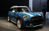 【ロサンゼルスモーターショー16】MINI クロスオーバー 新型、デザイン進化 画像