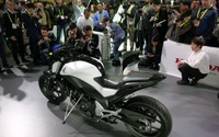 【CES 2017】自立するバイク、ホンダ ライディングアシスト の本当の開発目的とは? 画像