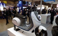 【オートモーティブワールド2017】電動スクーターの普及なるか、ボッシュ「eScooter」を出展 画像