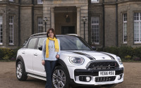 【MINI クロスオーバー 海外試乗】「大きくなったらMINIじゃない」はマチガイです!…竹岡圭 画像