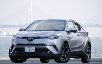 【トヨタ C-HR ハイブリッド 試乗】加速感は面白みに欠けるが…中村孝仁 画像