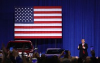 トランプ大統領、オバマ前大統領の燃費規制の見直しを発表 画像