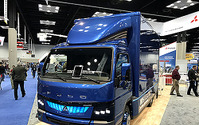 三菱ふそう、米トラックショーでEV小型トラック eキャンター を出展 画像