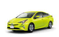 乗用車燃費ベスト10---登録車トップは プリウス、軽自動車は アルト 画像