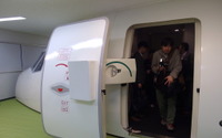 【安全の舞台裏 JAL】ビルの中に飛行機があった!---救難訓練体験 画像