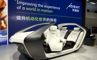 【上海モーターショー2017】自動運転での活用を想定したシートを体験…アディエント AI17 画像