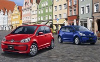 【VW up! 改良新型】ドイツ春祭りイベントに実車展示中 画像