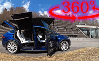 【360度 VR試乗】テスラ モデルX のファルコンウィングを中から見てみる 画像