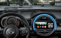 MINI、今夏から内装デザインを一部変更…車載コネクトを強化 画像