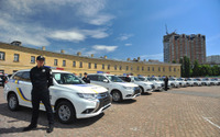 三菱自、アウトランダーPHEV 635台をウクライナ警察向けに納車 画像