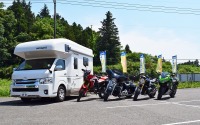 キャンピングカーと高級バイクが同時レンタル可能、成田空港至近に新店舗オープン 画像