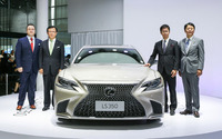 レクサス LS 新型にエントリーモデル追加…自然吸気V6搭載 画像