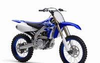 ヤマハ YZ450F、新エンジン&フレーム採用で戦闘力向上 画像